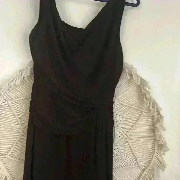 Gorgeous Frank Lyman  dress size 12 - Picture 4 of 4